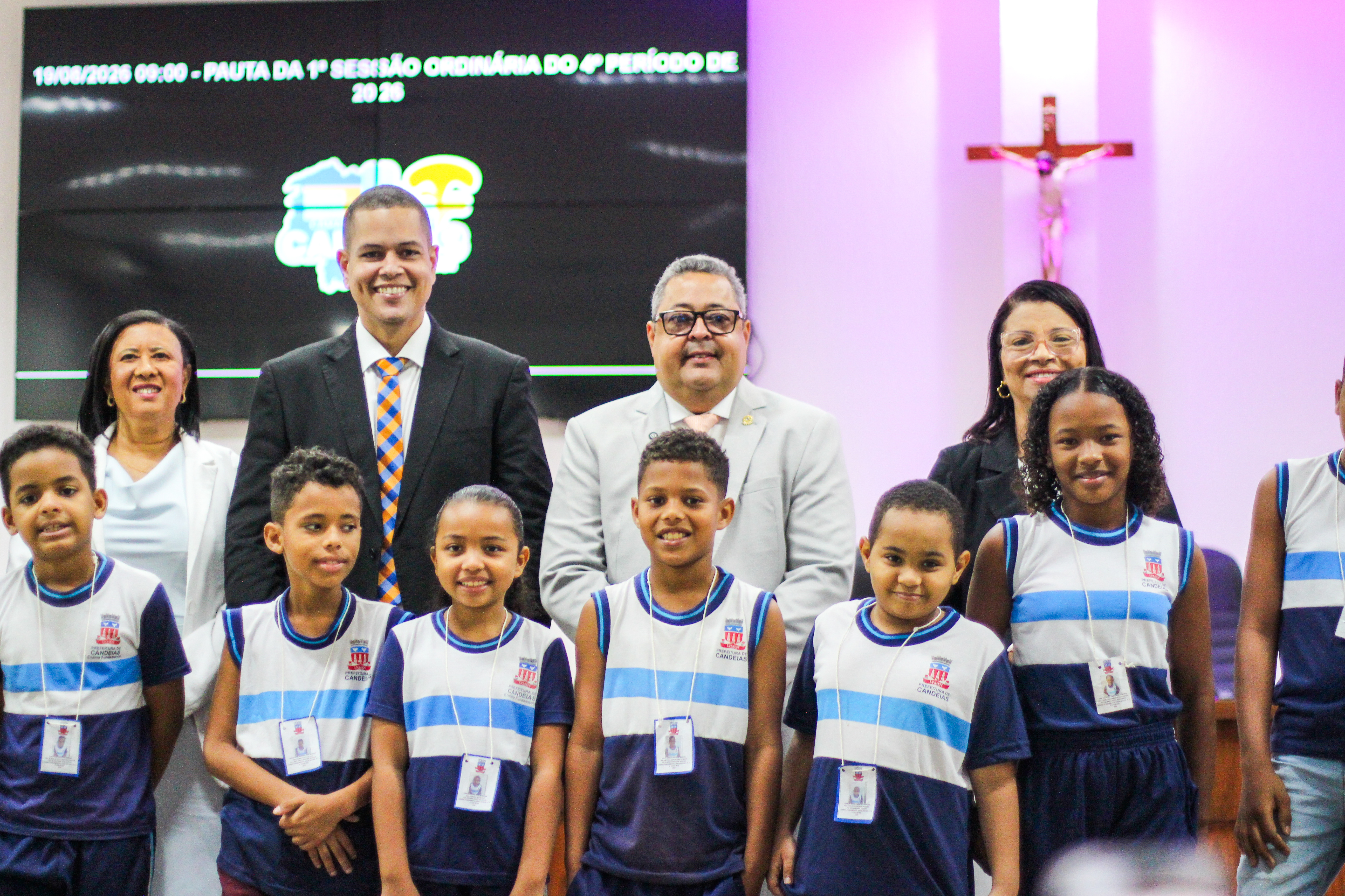 Câmara de Candeias recebe visita de alunos da Escola Municipal Conselheiro Luiz Viana